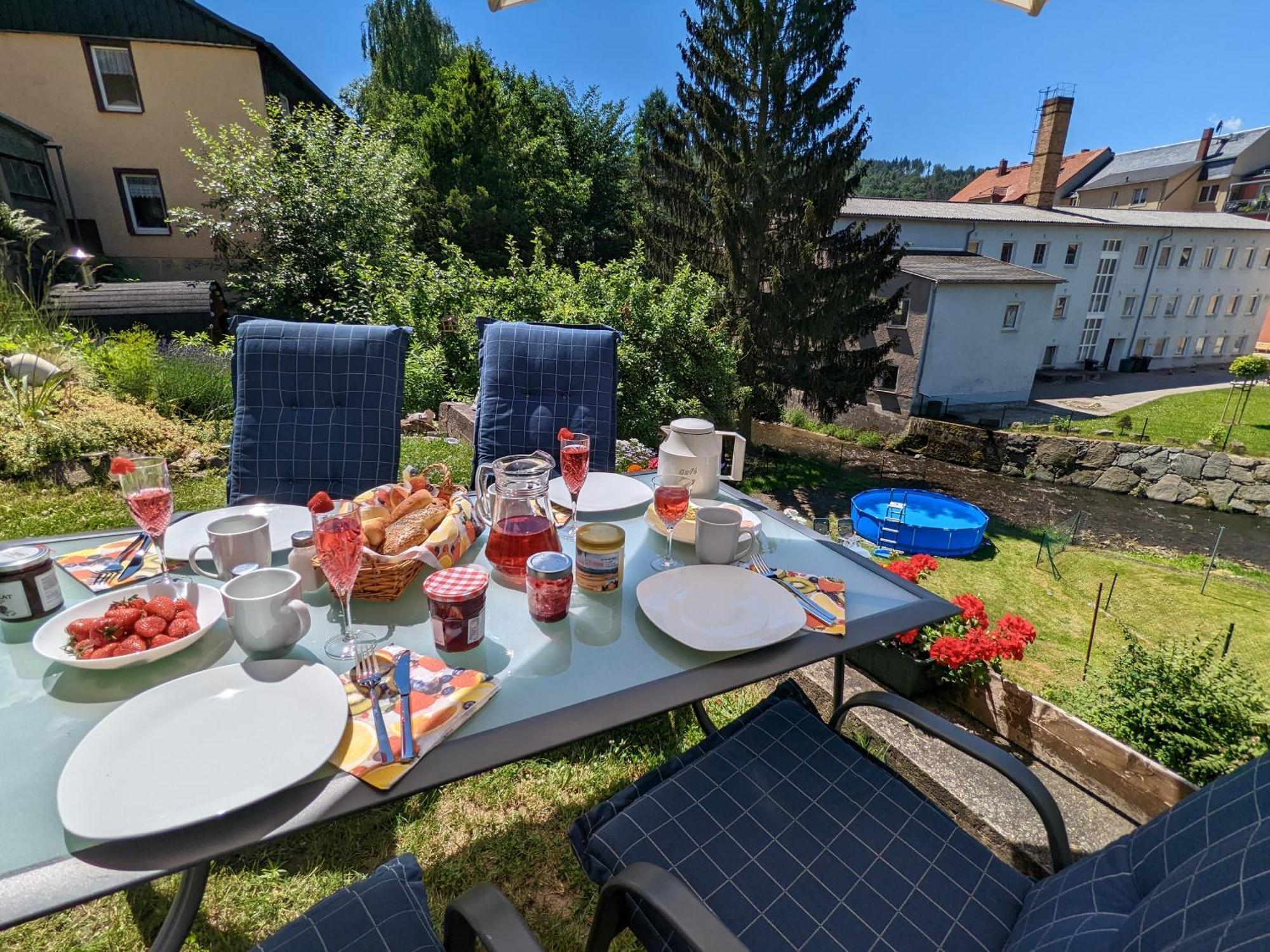 Ut - Urlaubsmagie - Urlaubstraum Mit Whirlpool, Pool & Sauna 세브니츠 외부 사진